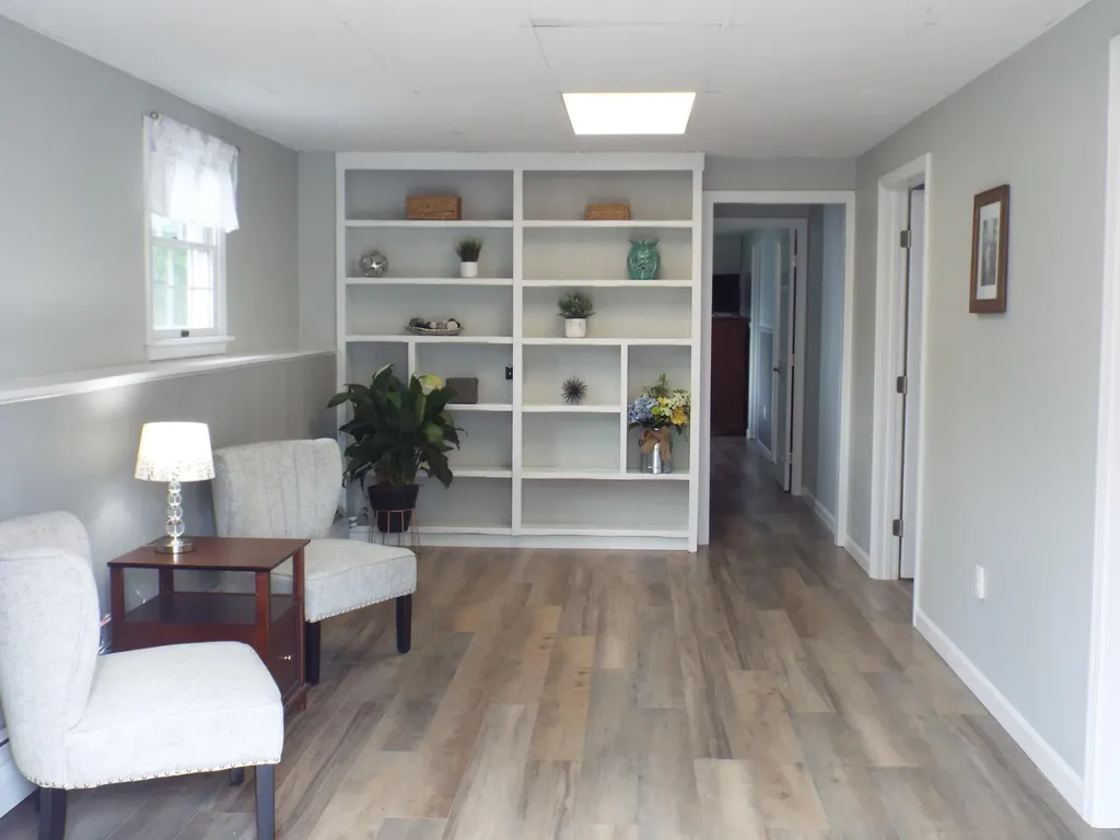 114 Mayo Road Hampden ME 04444