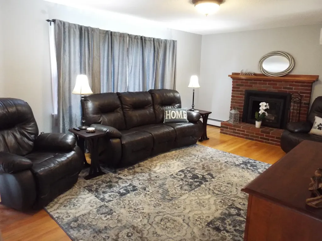 114 Mayo Road Hampden ME 04444