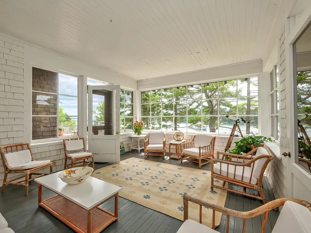79 Peabody Drive (Northeast Hrb) Mount Desert ME 04662