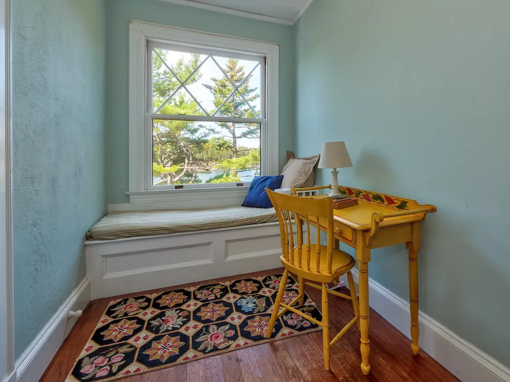 79 Peabody Drive (Northeast Hrb) Mount Desert ME 04662