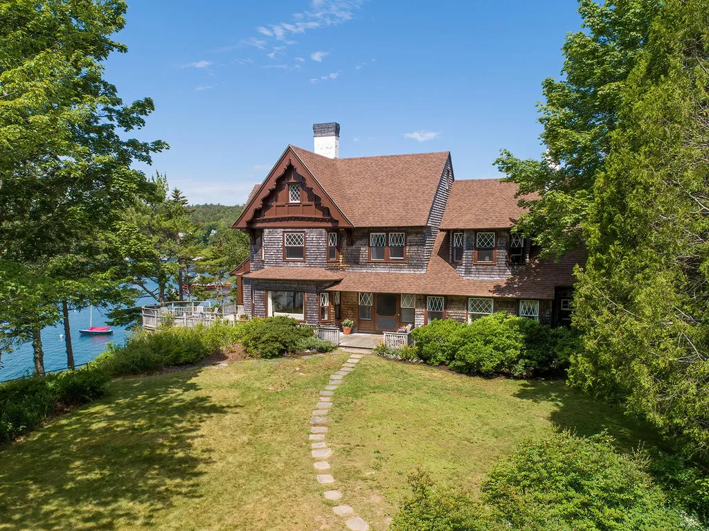 79 Peabody Drive (Northeast Hrb) Mount Desert ME 04662
