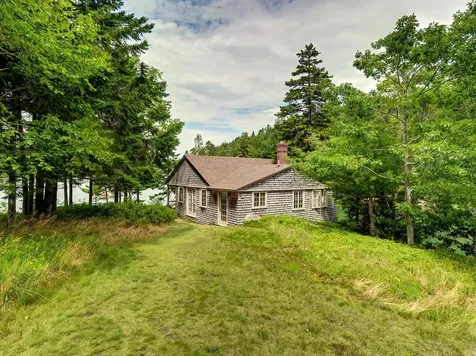 79 Peabody Drive (Northeast Hrb) Mount Desert ME 04662