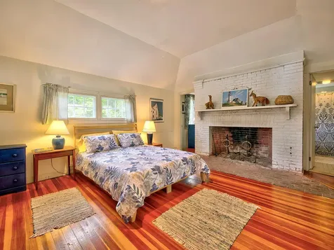 79 Peabody Drive (Northeast Hrb) Mount Desert ME 04662