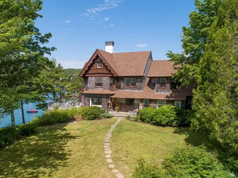 79 Peabody Drive (Northeast Hrb) Mount Desert ME 04662