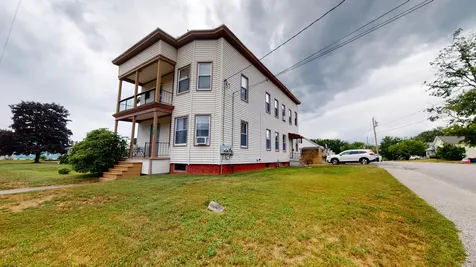 143 Broad Street Auburn ME 04210