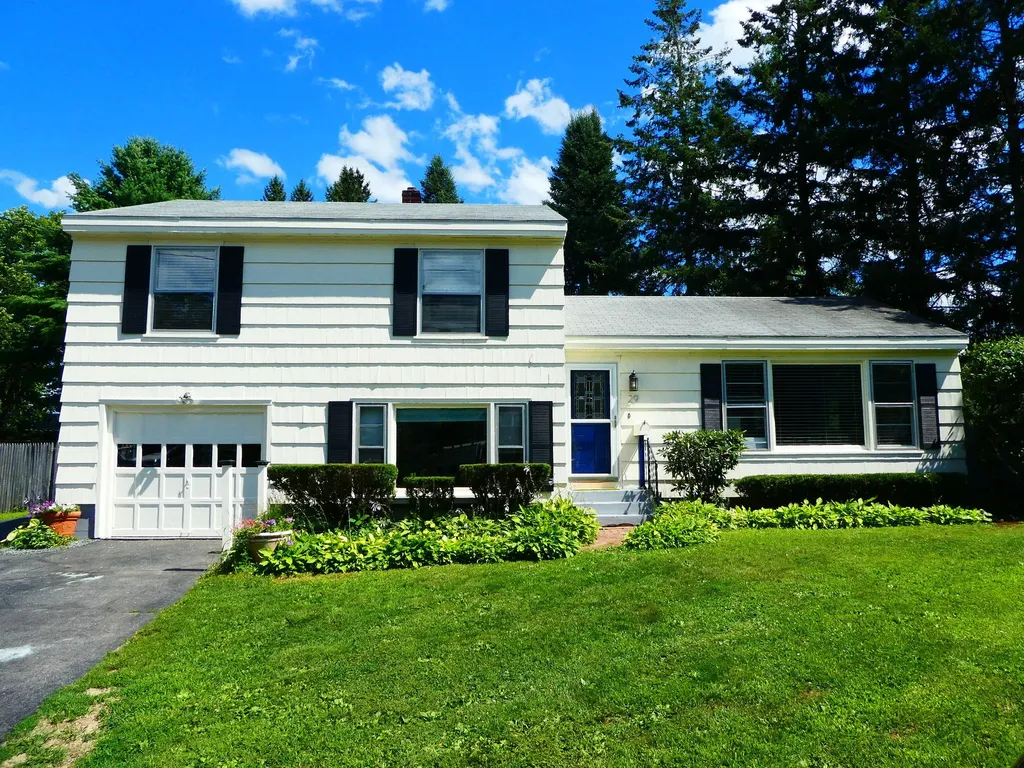 29 Gray Road Gorham ME 04038
