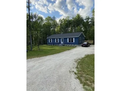 47 Kingfisher Hollow Warren ME 04864