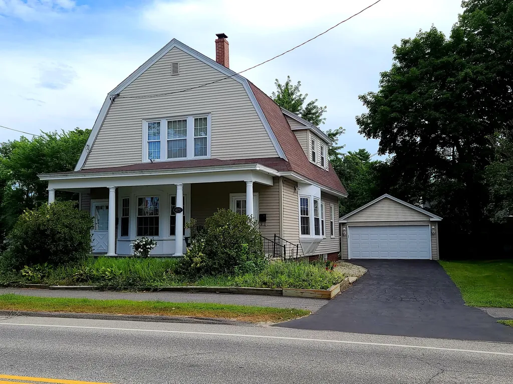 425 Turner Street Auburn ME 04210