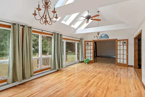 349 Mitchell Road Cape Elizabeth ME 04107