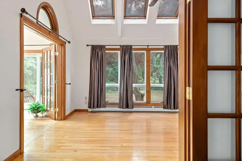 349 Mitchell Road Cape Elizabeth ME 04107