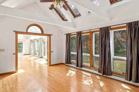 349 Mitchell Road Cape Elizabeth ME 04107