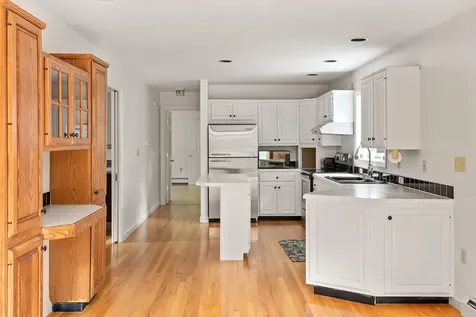 349 Mitchell Road Cape Elizabeth ME 04107