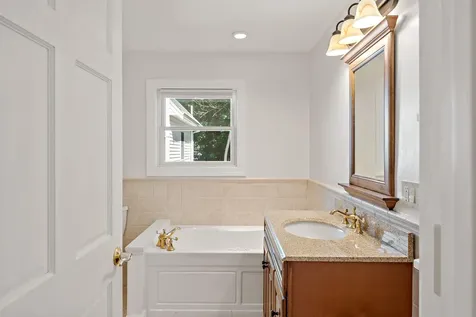 349 Mitchell Road Cape Elizabeth ME 04107