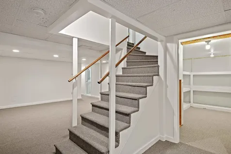 349 Mitchell Road Cape Elizabeth ME 04107