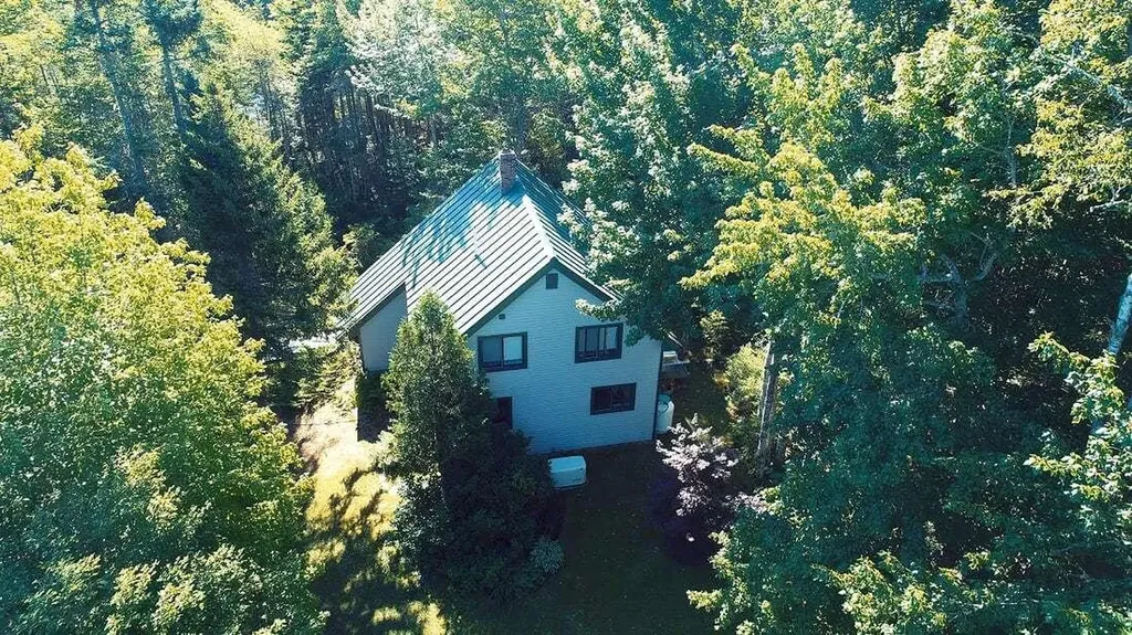 724 East Blue Hill Road Blue Hill ME 04614