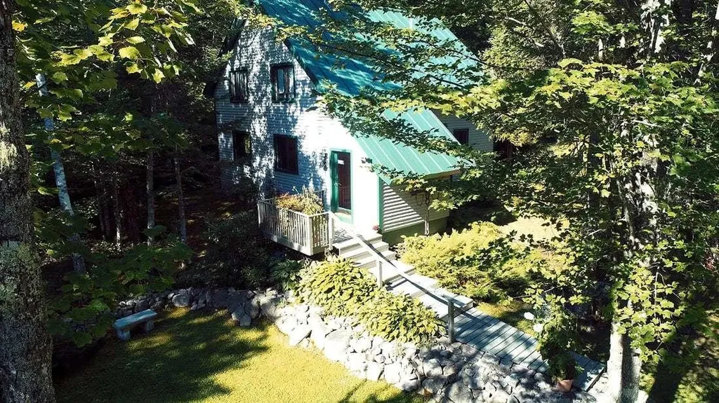 724 East Blue Hill Road Blue Hill ME 04614