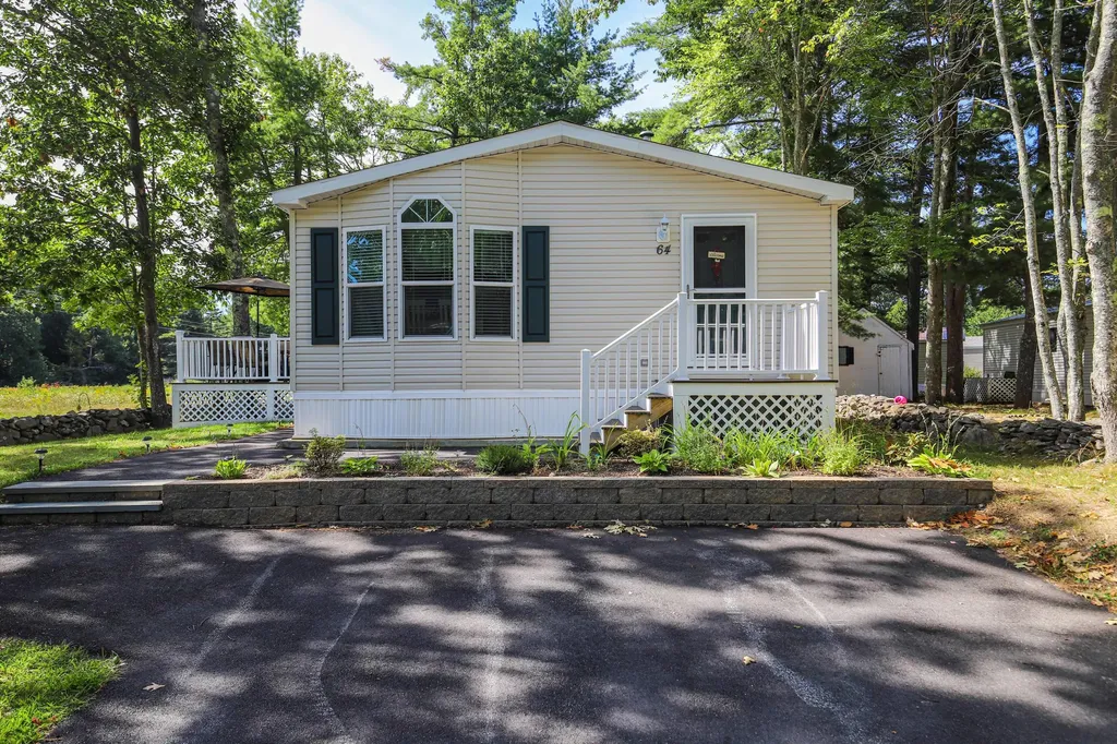 64 Evergreen Drive Gorham ME 04038