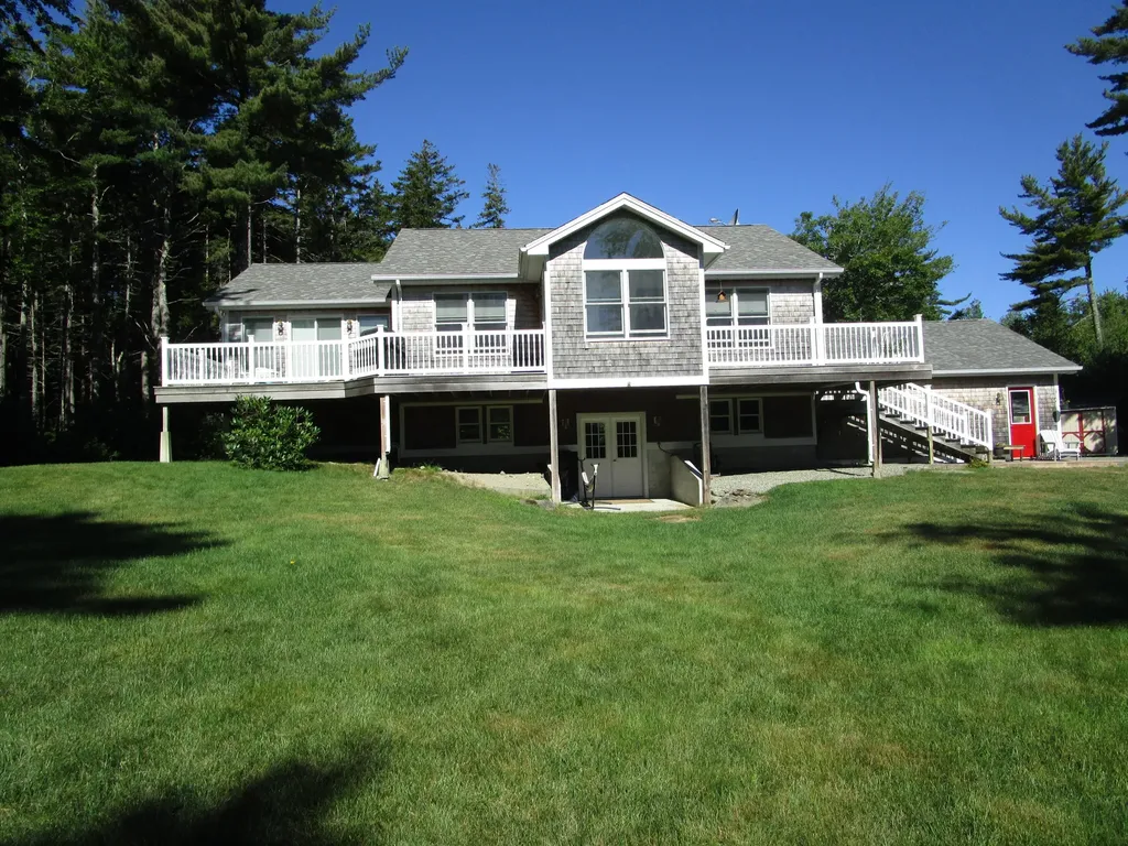24 Comfort Lane Trenton ME 04605
