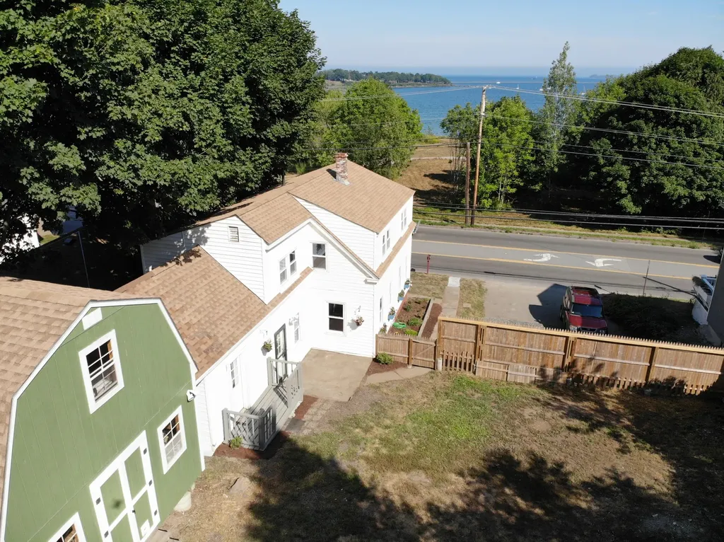 110 Camden Street Rockland ME 04841
