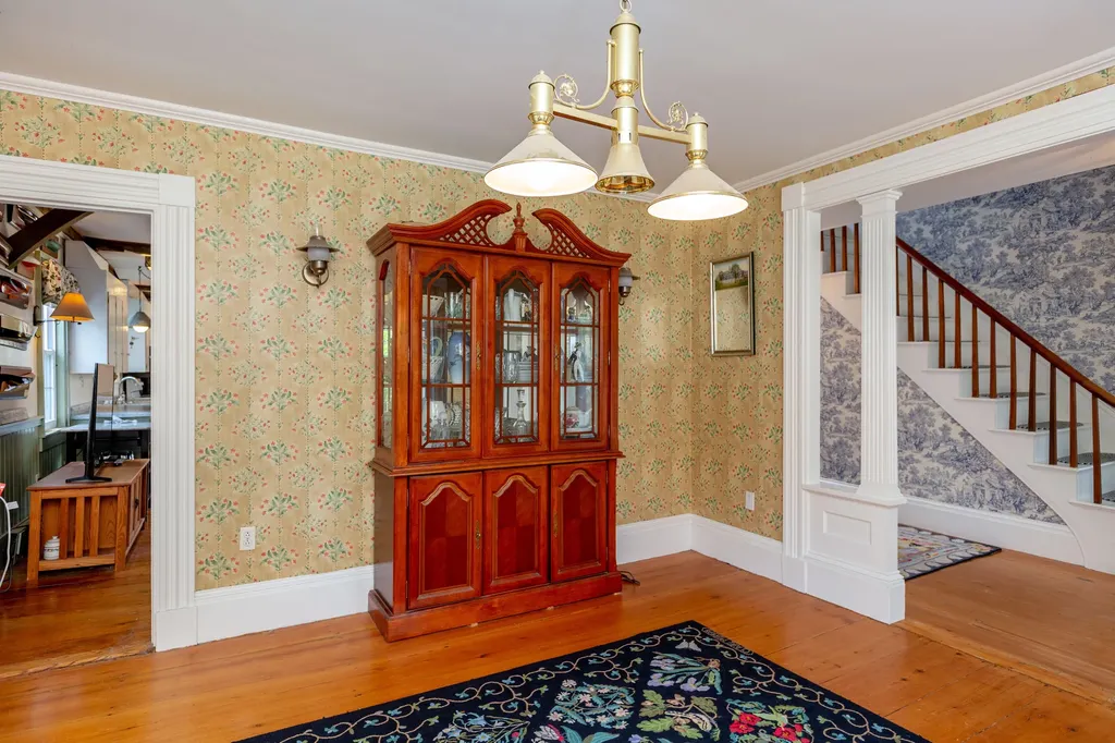 77 Federal Street Wiscasset ME 04578