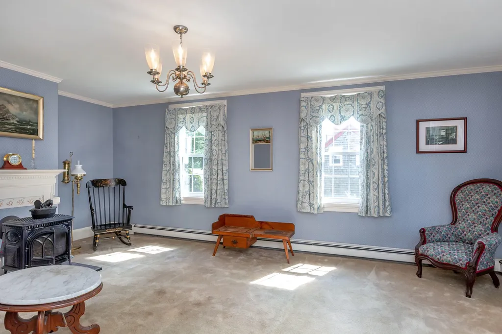 77 Federal Street Wiscasset ME 04578