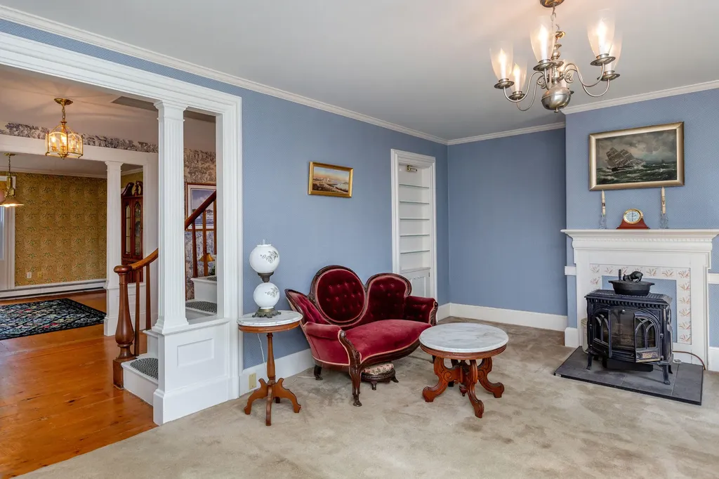 77 Federal Street Wiscasset ME 04578