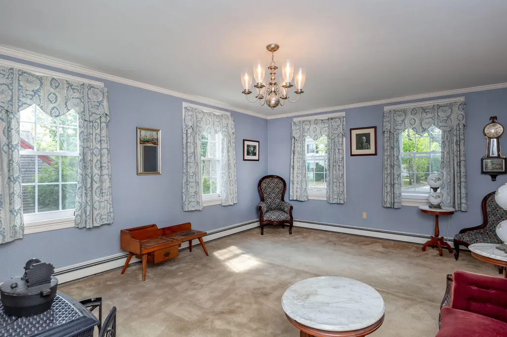 77 Federal Street Wiscasset ME 04578