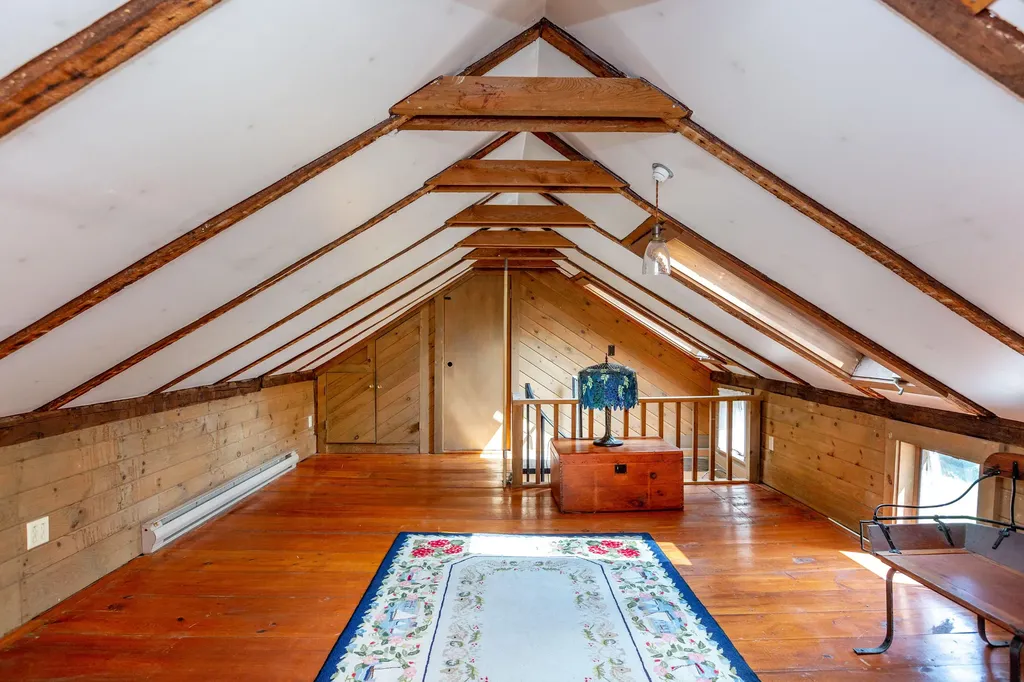 77 Federal Street Wiscasset ME 04578