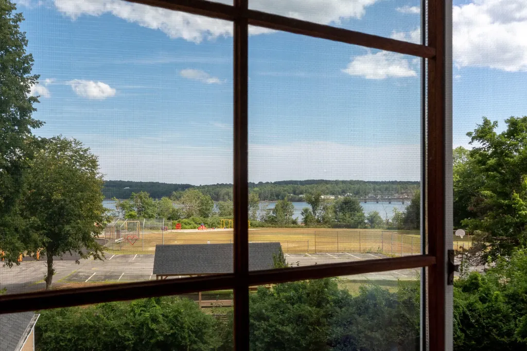 77 Federal Street Wiscasset ME 04578