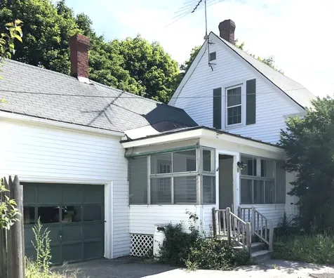 16 Heselton Street Gardiner ME 04345