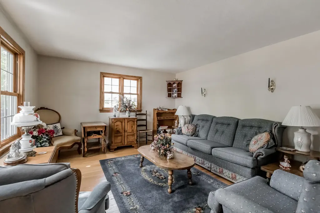 22 Brown Street Lewiston ME 04240