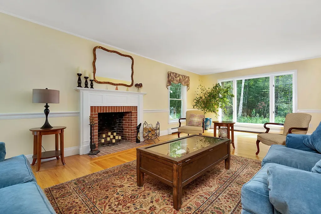 94 Sandy Point Road Yarmouth ME 04096