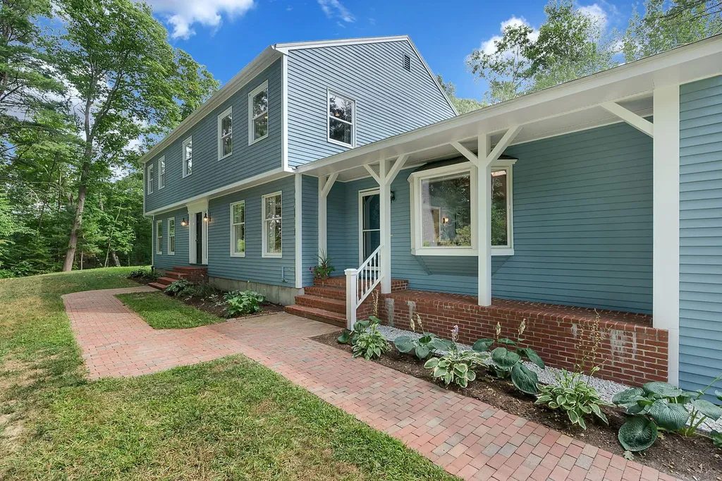 94 Sandy Point Road Yarmouth ME 04096