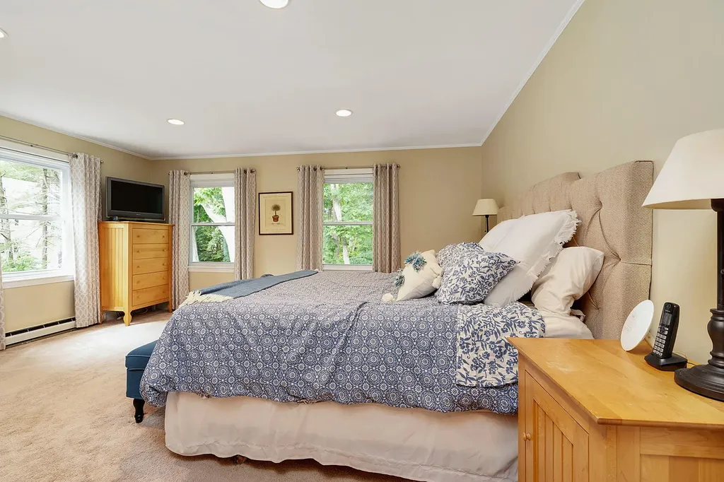 94 Sandy Point Road Yarmouth ME 04096