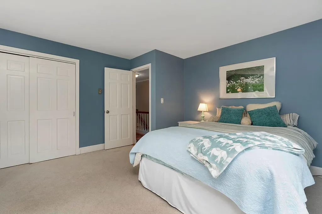 94 Sandy Point Road Yarmouth ME 04096