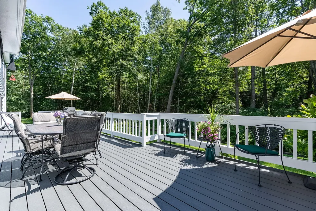 94 Sandy Point Road Yarmouth ME 04096
