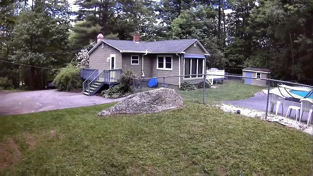 555 Whitefield Road Pittston ME 04345