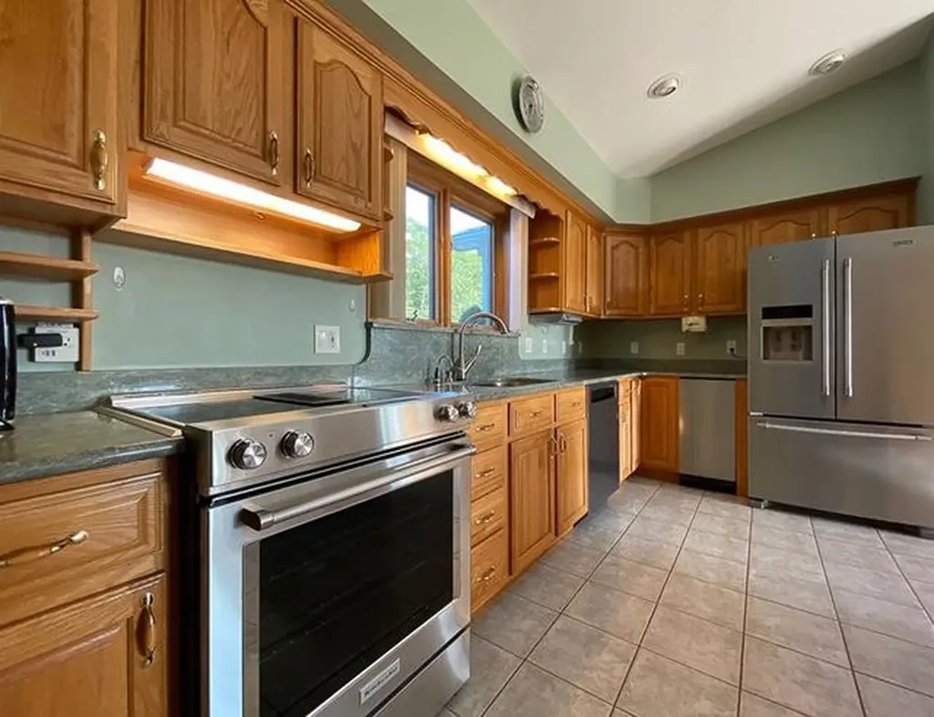 745 Western Avenue Hampden ME 04444