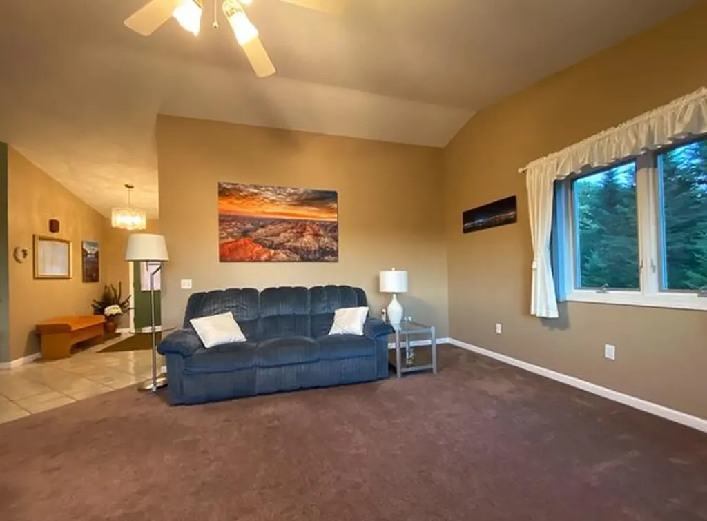 745 Western Avenue Hampden ME 04444