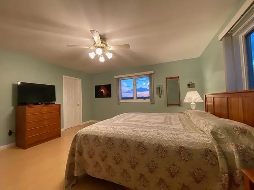 745 Western Avenue Hampden ME 04444