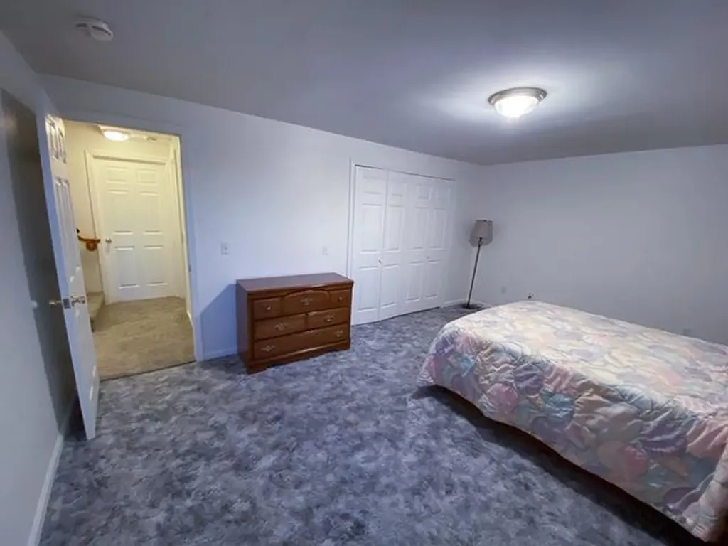745 Western Avenue Hampden ME 04444