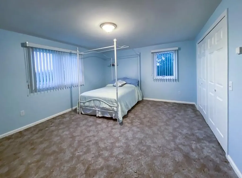 745 Western Avenue Hampden ME 04444