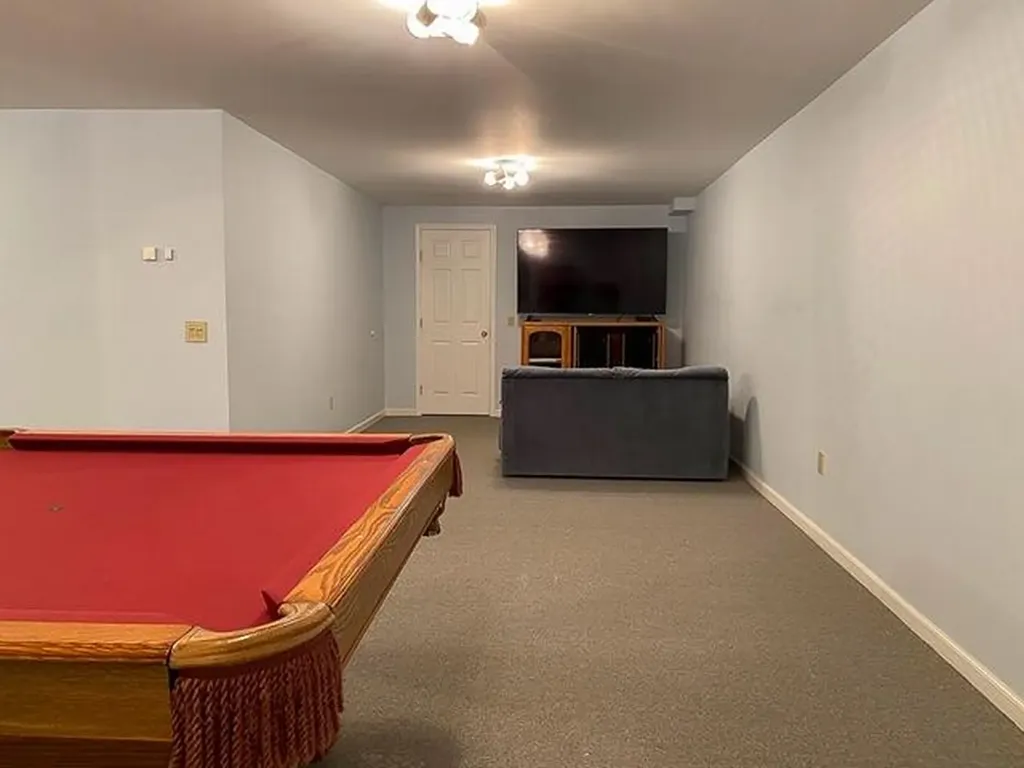 745 Western Avenue Hampden ME 04444