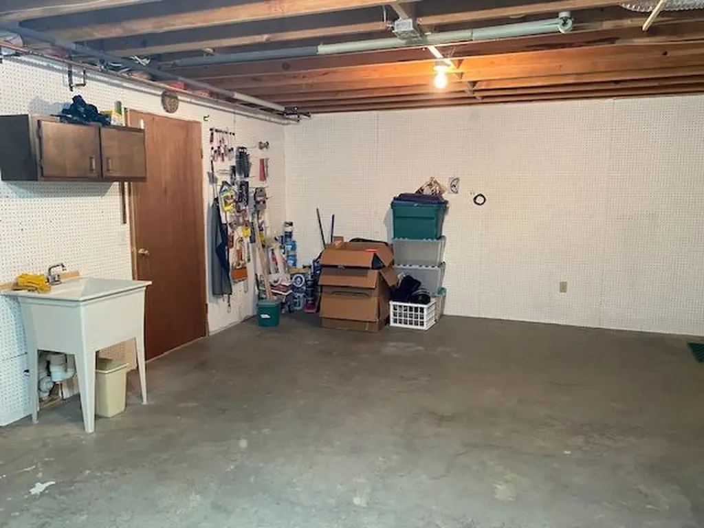 745 Western Avenue Hampden ME 04444