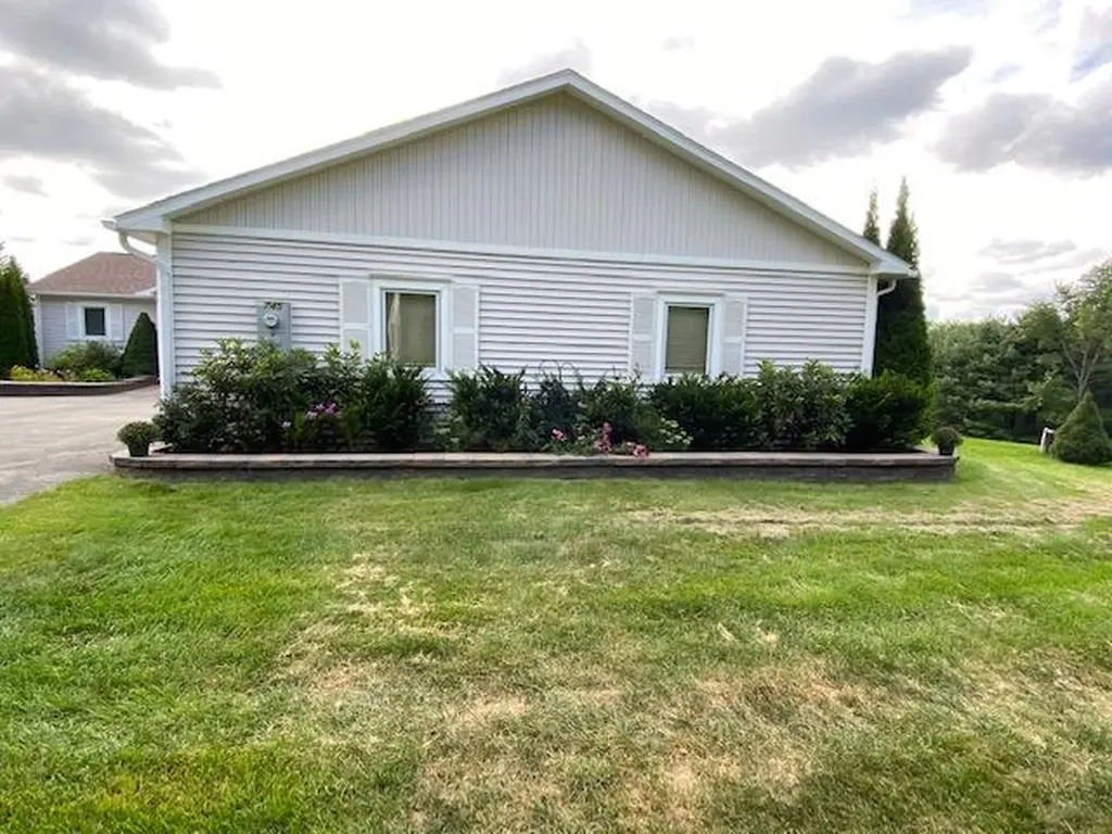 745 Western Avenue Hampden ME 04444