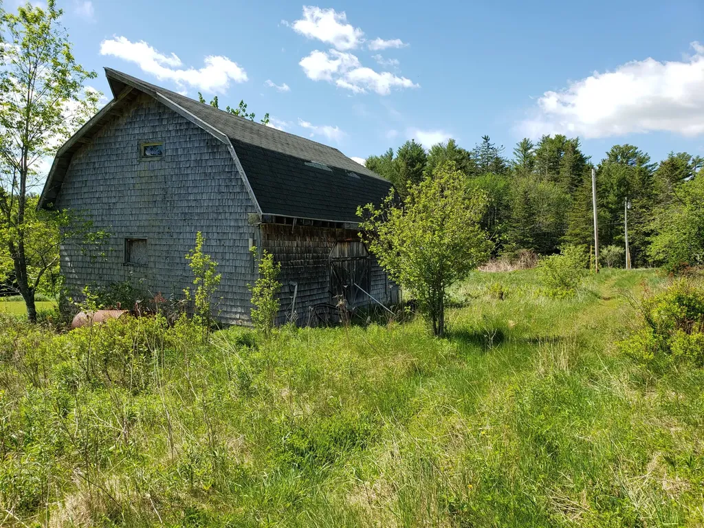 393 Beechwood Street Thomaston ME 04861