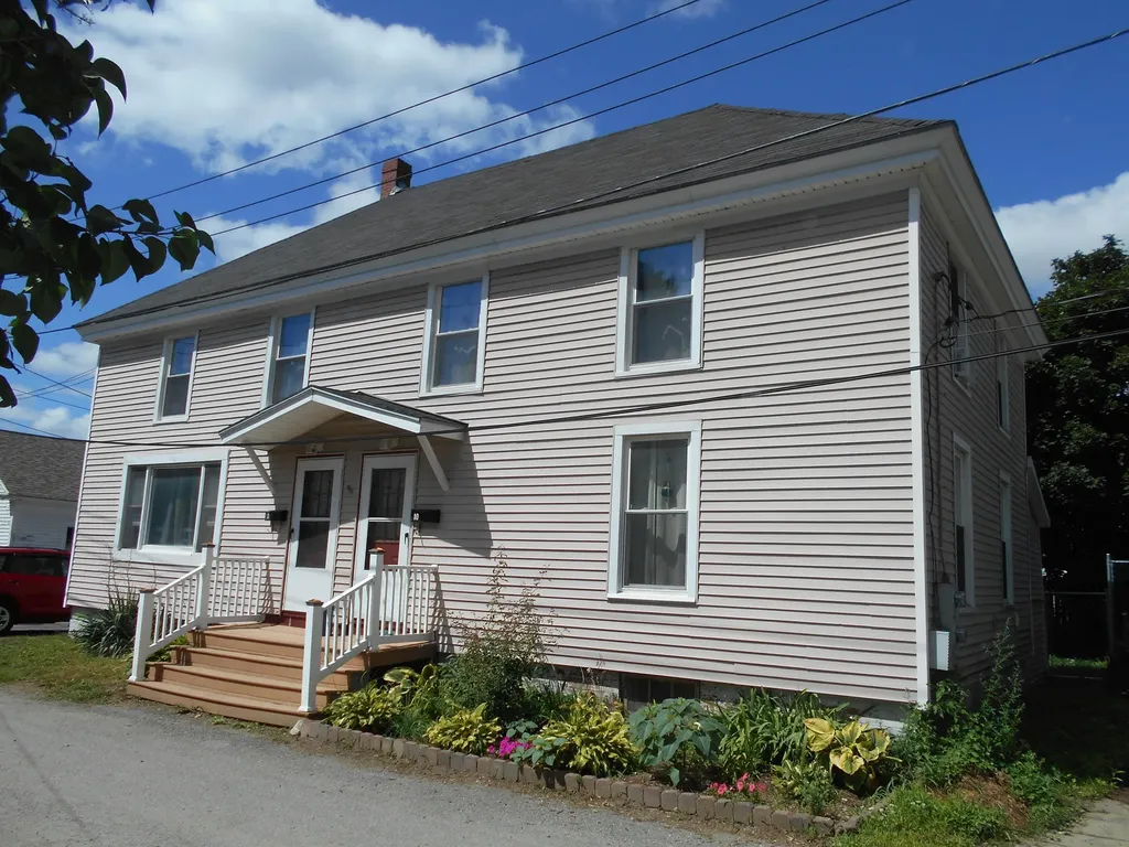 8-10 Ayers Court Brewer ME 04412