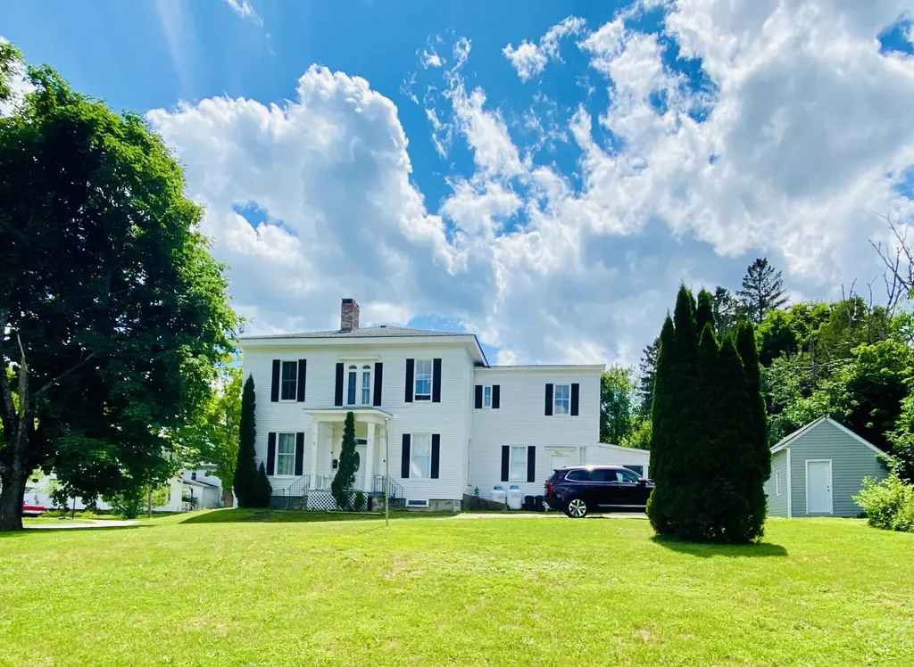 31 Lafayette Street Calais ME 04619