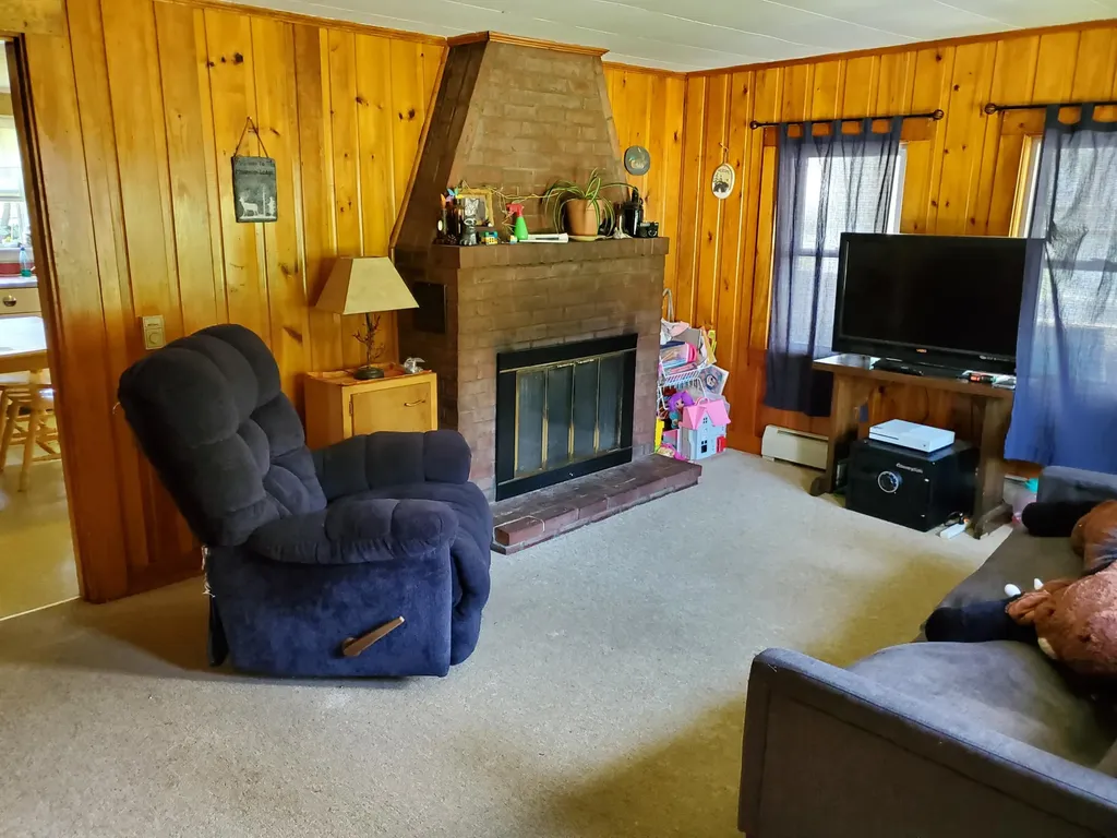 9 Winter Hill Street Kingfield ME 04947