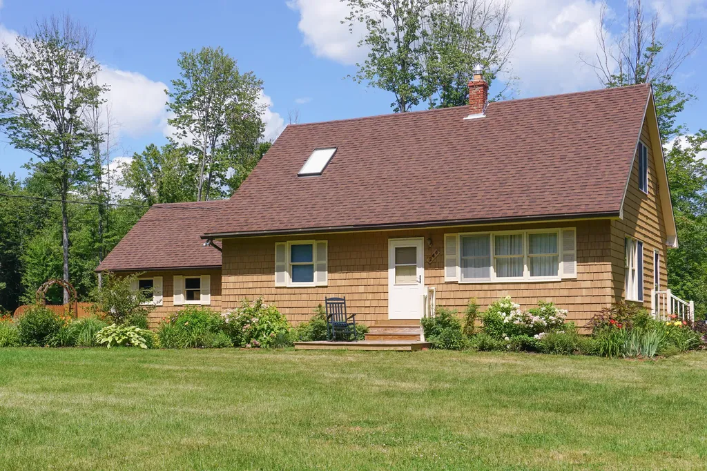 244 Cotton Road Lewiston ME 04240